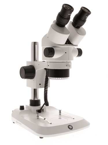 Mikroskop stereoskopowy StereoBlue trinokularowy, zoom 0.7-4.5x, statyw kolumnowy, oświetlenie